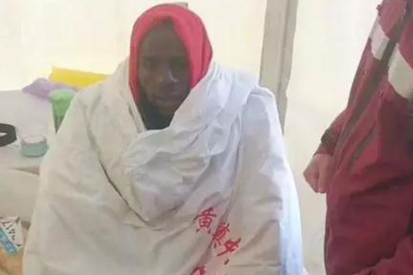 巴黎此前对阵拜仁战绩为6胜8负，淘汰赛阶段只赢过1次